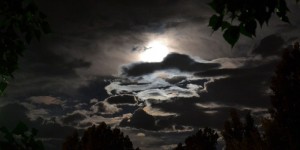 moon-illuminated-clouds-2011-06-15-featured