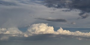 distant-cumulus-2011-10-02-featured